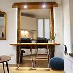 Charming Apartment Near Montmartre